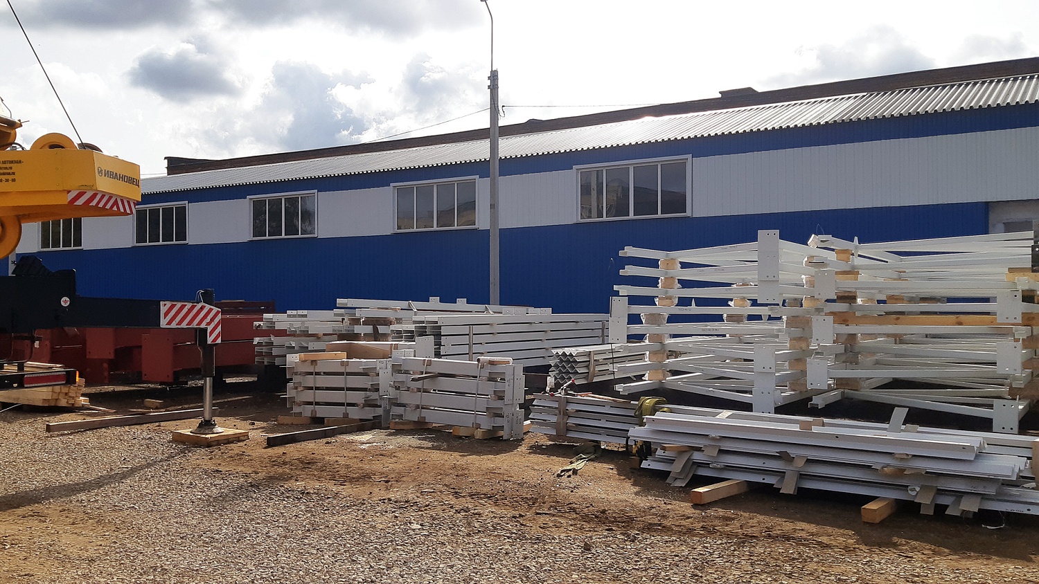 Приступили к поставке металлоконструкций для реконструкции склада ООО "ПЦ Гефест"